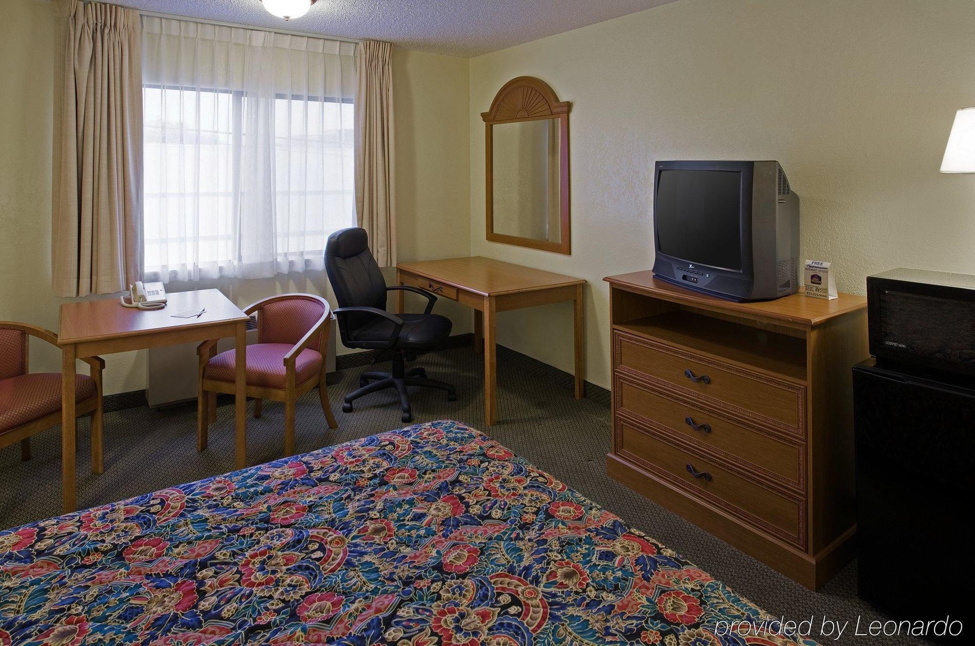 Super 8 By Wyndham Oceanside Marty'S Valley Inn Oda fotoğraf